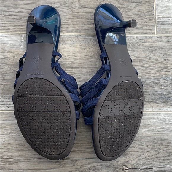 Etienne Aigner sandals - Picture 5 of 7